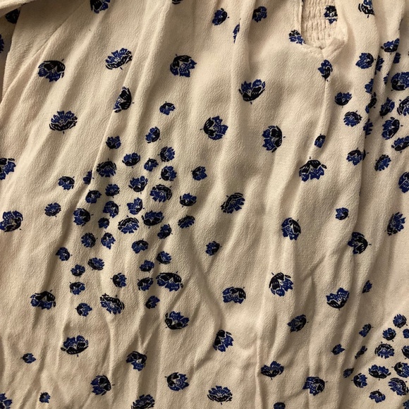 Mock Neck Floral Dress - Picture 3 of 5